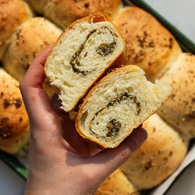 Mediterranean Bay Leaf, Bay Laurel Live Plant. Standard Variety - Laurus Nobilis. Live Plant. Fragrant, Fresh, Edible. Best for Ground Planting Outdoor. (4 Bay Laurel Plants in Sac)