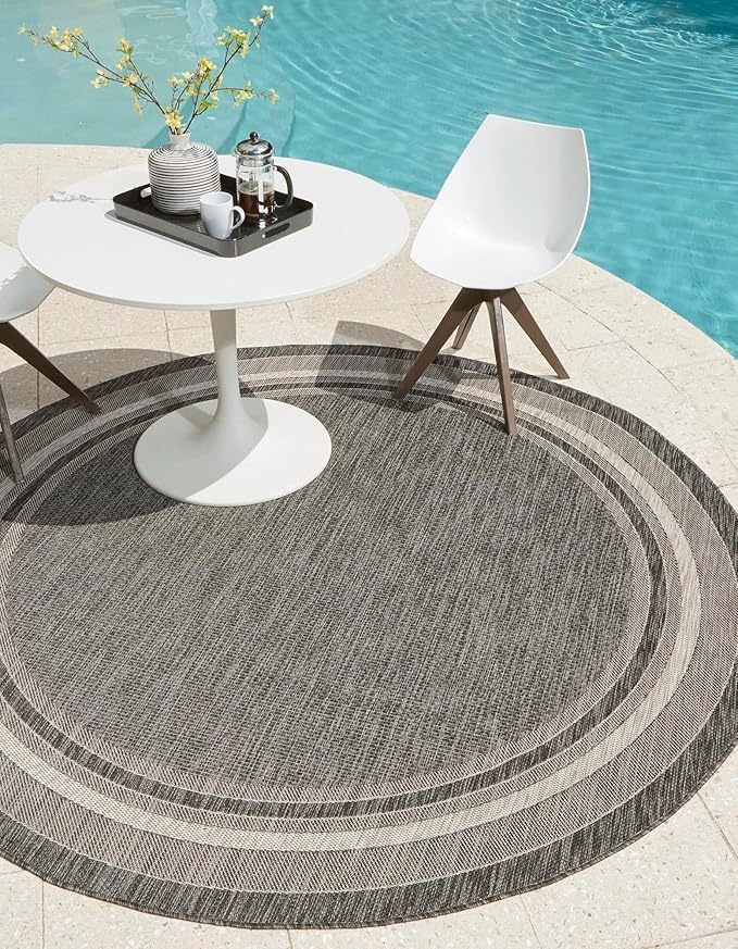 Unique Loom Outdoor Border Collection Area Rug - Soft Border (4' 1" Round, Black/ Ivory)